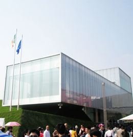 無錫國鑫玻璃案例-寶馬4S店